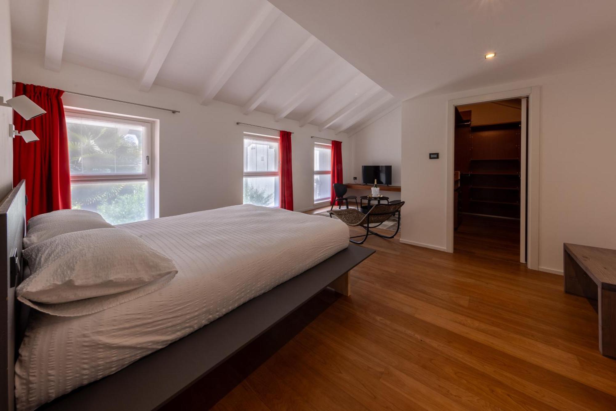 La Barchessa Loft & Rooms - Free Parking Trento Exterior photo